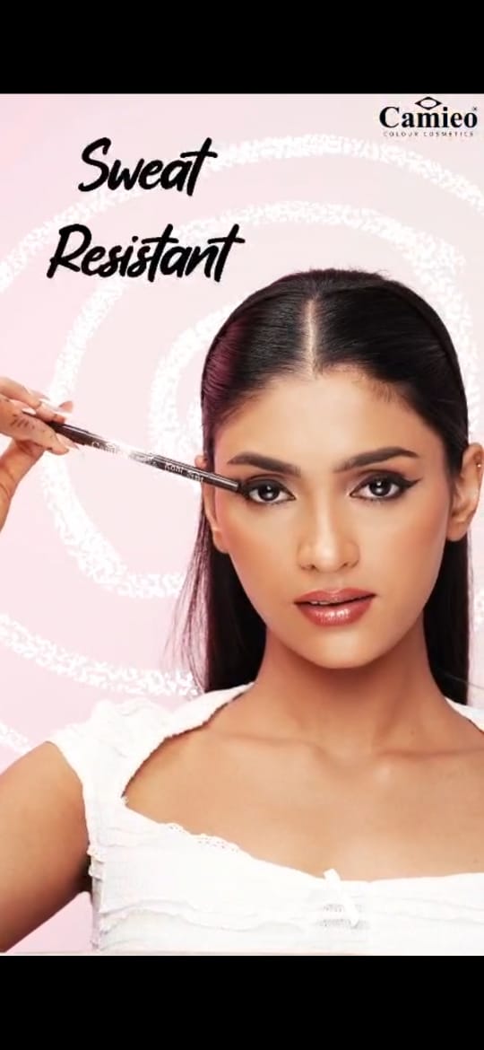 Camieo's Waterproof 3rd Glide Kajal